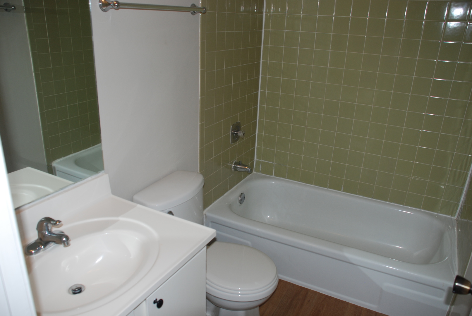 1779 Rand Road, Unit 3B Des Plaines, IL 60016 - Photo 7 of 9