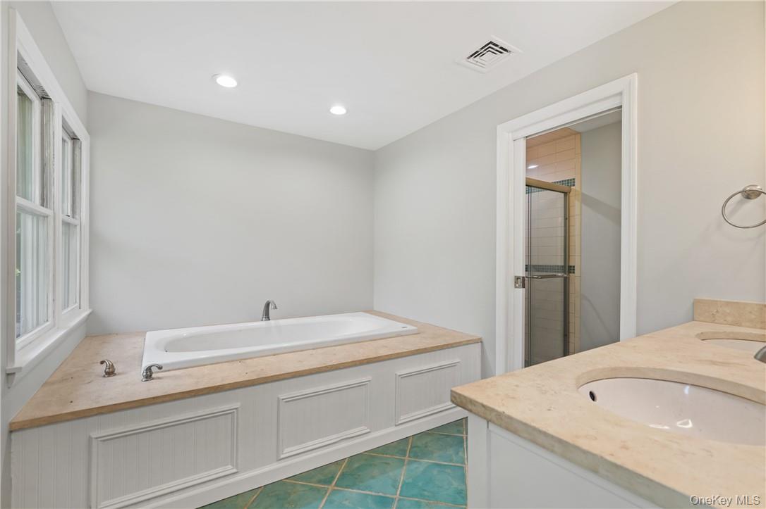 448 Sprout Brook Road Garrison, NY 10524 - Photo 15 of 22