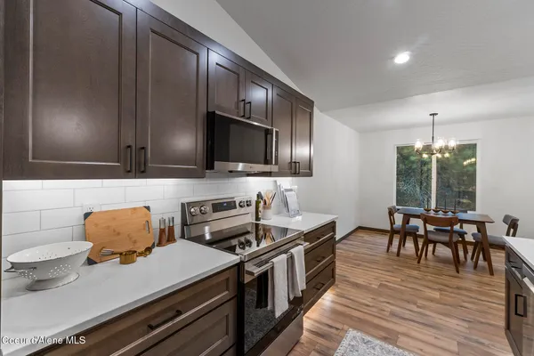 $519,900 | 2 East Valley Street South, Oldtown, ID 83822