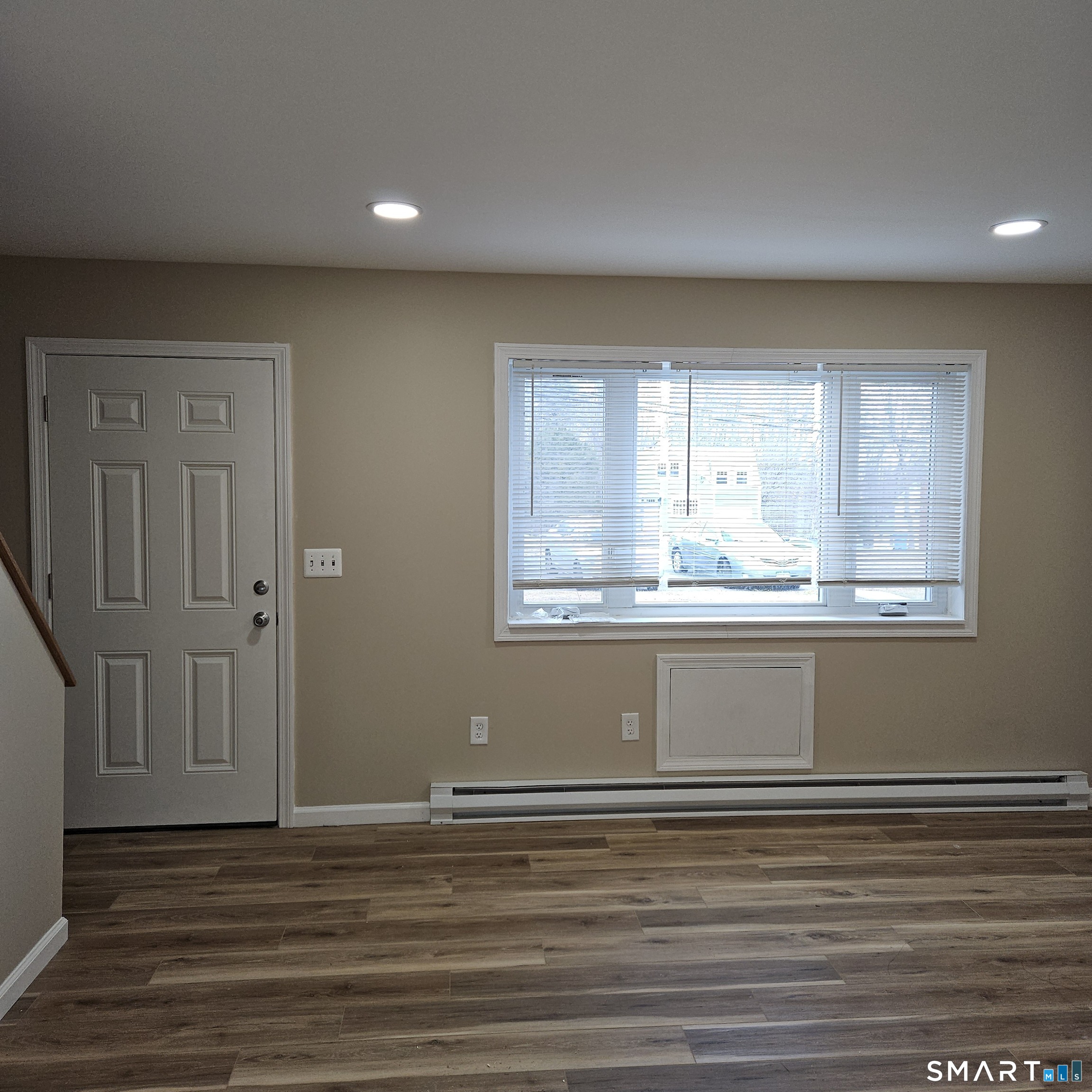 373 Wolcott Street Bristol, CT 06010 - Photo 21 of 23 a view of a window in a room