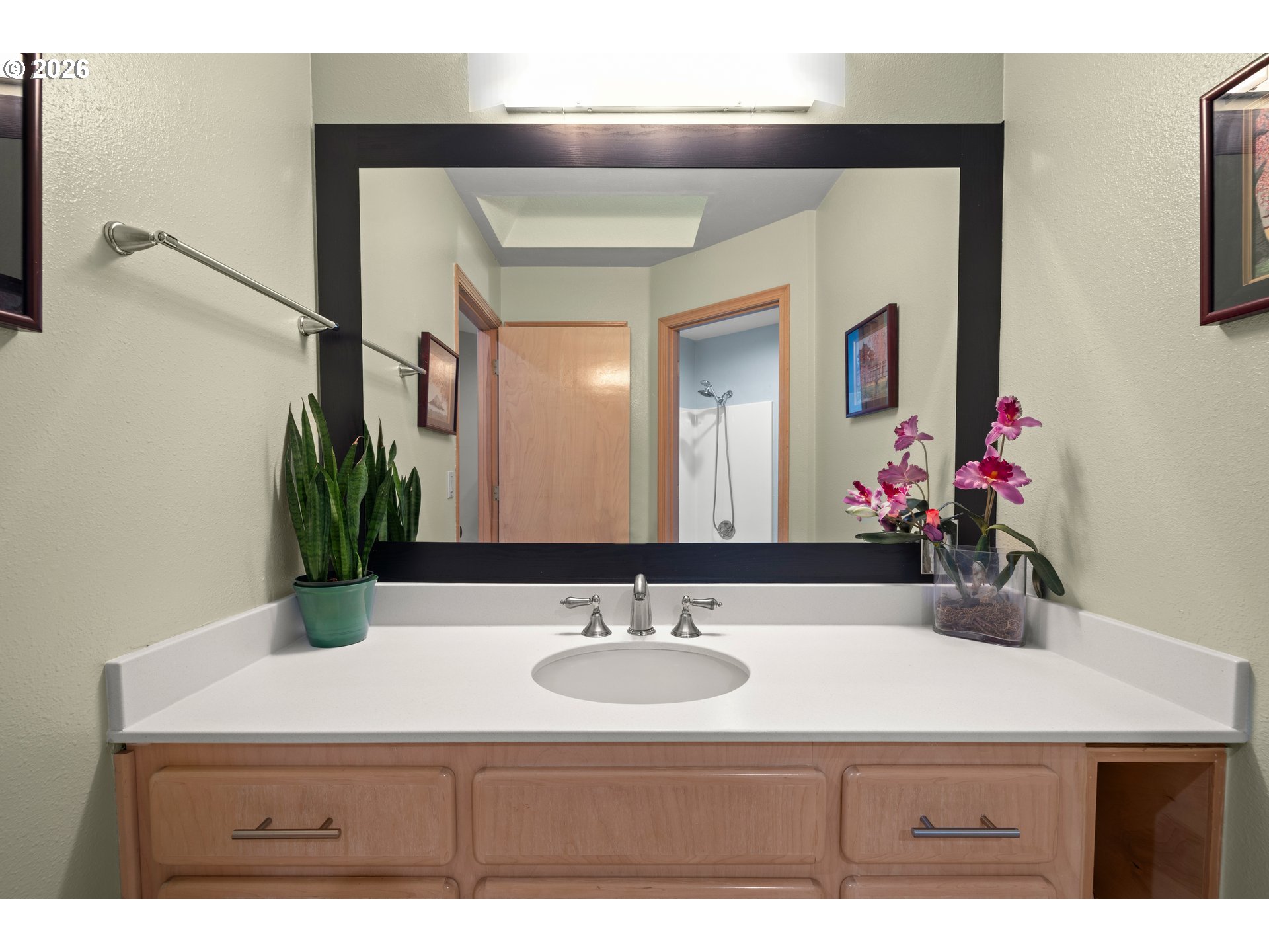12116 Southwest Lesser Road Portland, OR 97219 - Photo 34 of 48 Gallery Image 34
