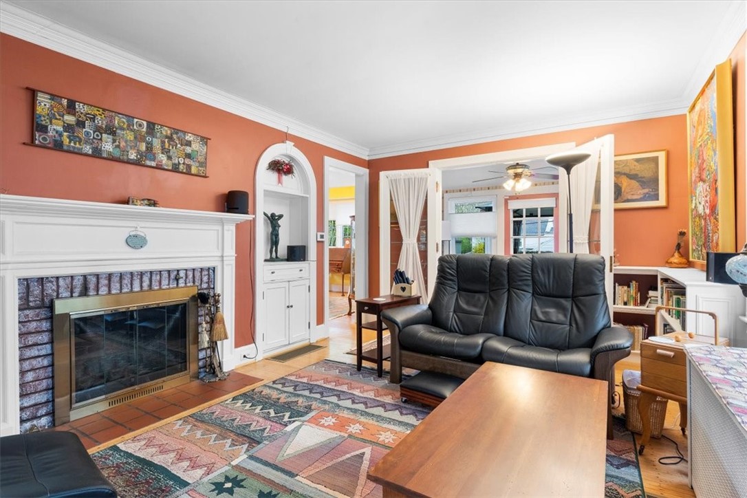 95 Castlebar Road Rochester, NY 14610 - Photo 3 of 18