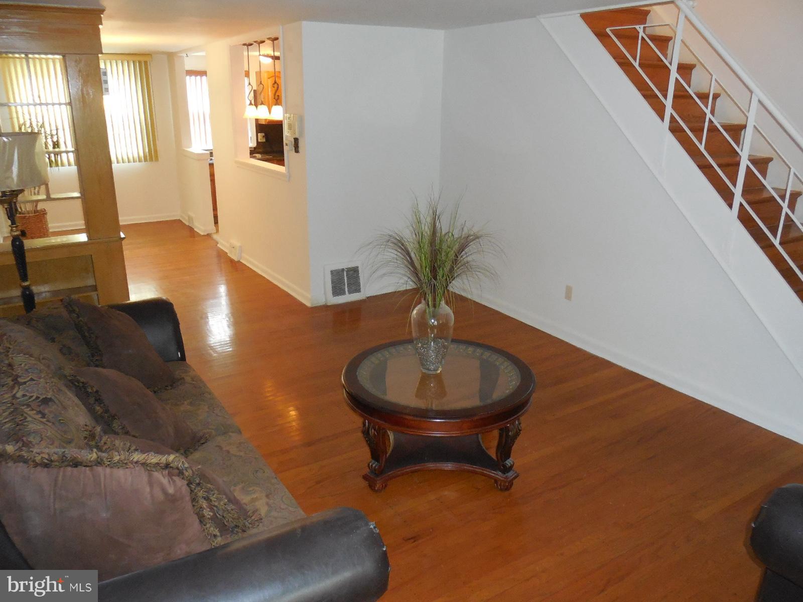 4064 West Ford Road Philadelphia, PA 19131 - Photo 2 of 17