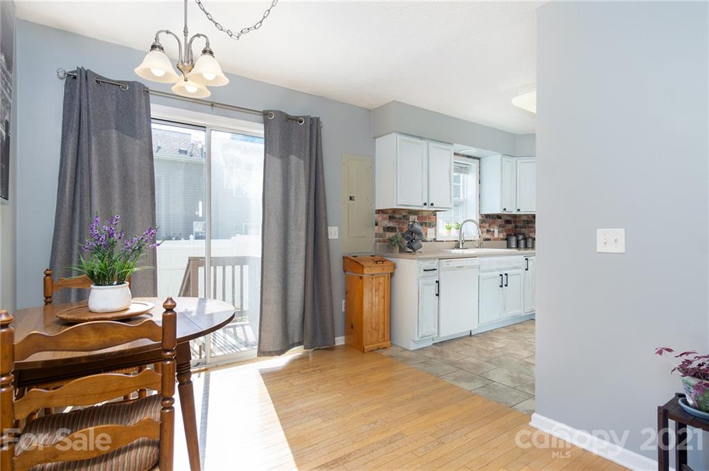 208 Pembrook Road, Unit 50 Swannanoa, NC 28778 - Photo 7 of 33 Gallery Image 7