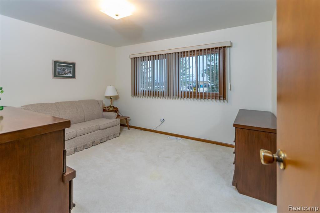7520 Mc Guire Road Fenton, MI 48430 - Photo 15 of 50