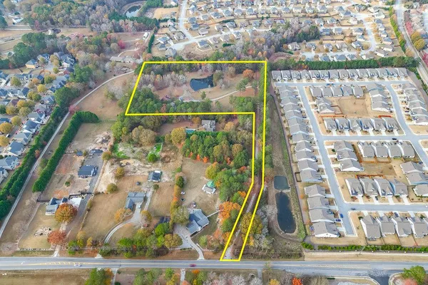 $899,000 | 525 Cooper Road, Loganville, GA 30052