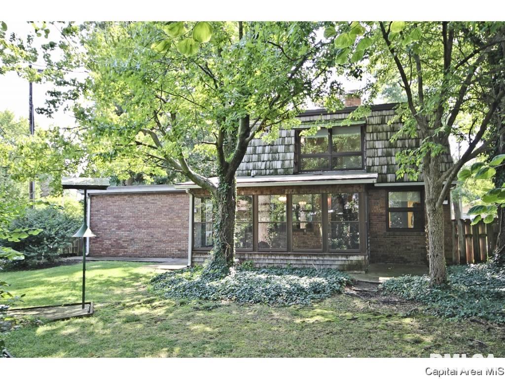 811 Kenyon Drive Springfield, IL 62704 - Photo 33 of 36 Gallery Image 33