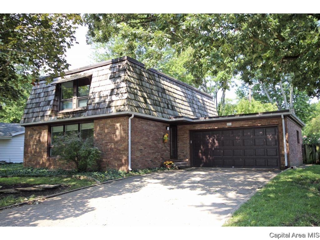 811 Kenyon Drive Springfield, IL 62704 - Photo 35 of 36 Gallery Image 35