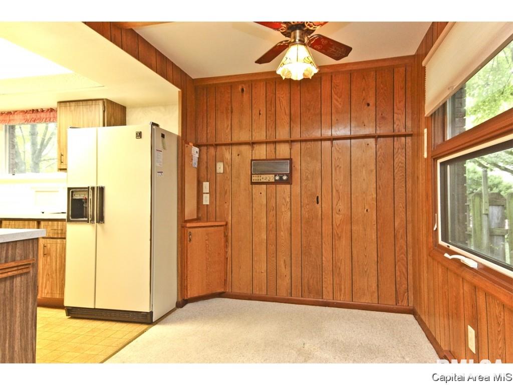811 Kenyon Drive Springfield, IL 62704 - Photo 8 of 36 Gallery Image 8