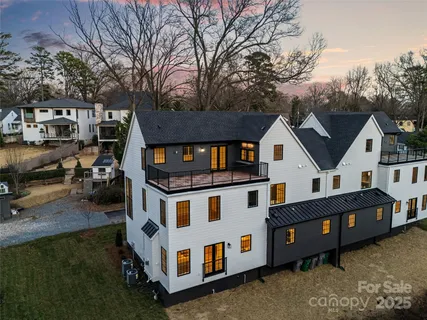 $1,469,000 | 1607 Tippah Park Court, Charlotte, NC 28205