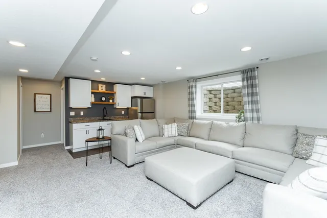 $607,356 | 1308 4th Street Northwest, Kasson, MN 55944