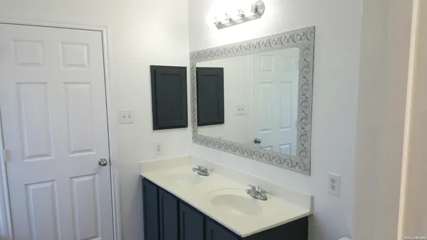 $1,999 | 10822 Rindle Lane, San Antonio, TX 78266