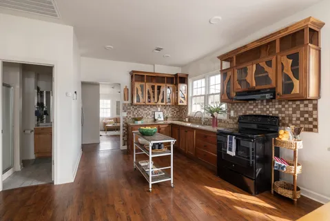 $400,000 | 102 Newell Avenue, Old Hickory, TN 37138