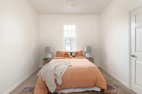 $400,000 | 102 Newell Avenue, Old Hickory, TN 37138