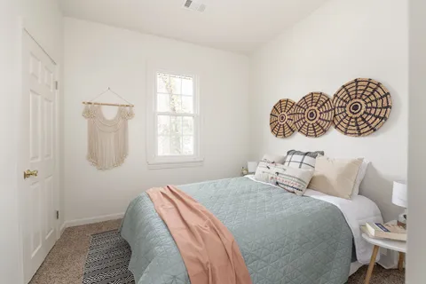 $400,000 | 102 Newell Avenue, Old Hickory, TN 37138