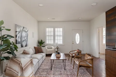 $400,000 | 102 Newell Avenue, Old Hickory, TN 37138