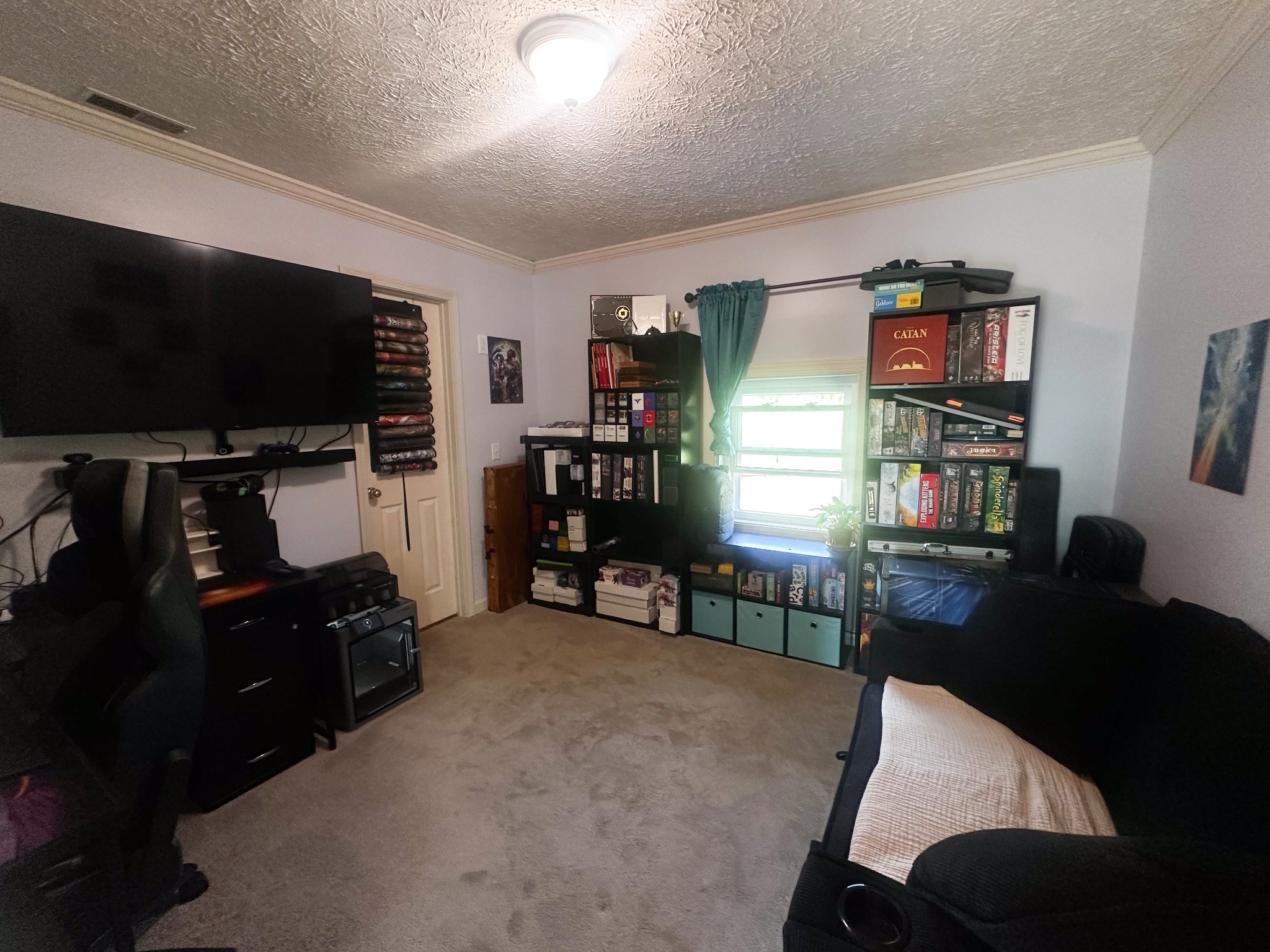 831 Philippi Road Wartrace, TN 37183 - Photo 32 of 51 a living room with furniture and a flat screen tv