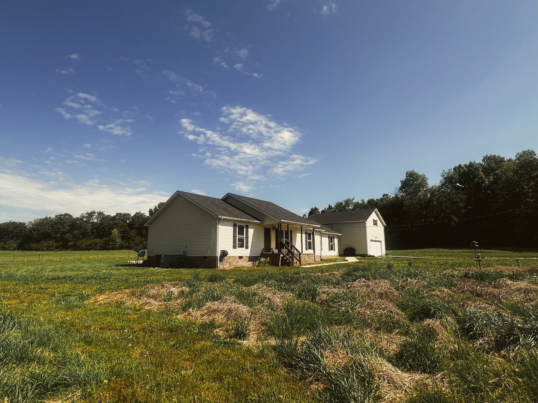 831 Philippi Road Wartrace, TN 37183 - Photo 4 of 51 a house view with garden space