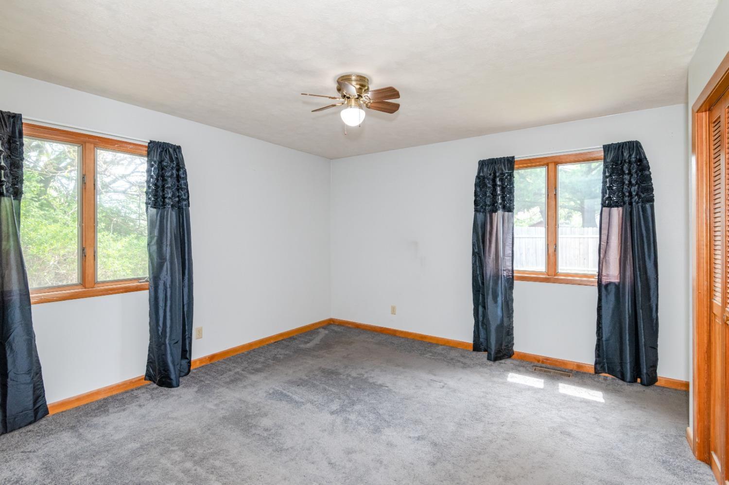 1334 Ridge Road Wilmington, OH 45177 - Photo 12 of 48 Gallery Image 12