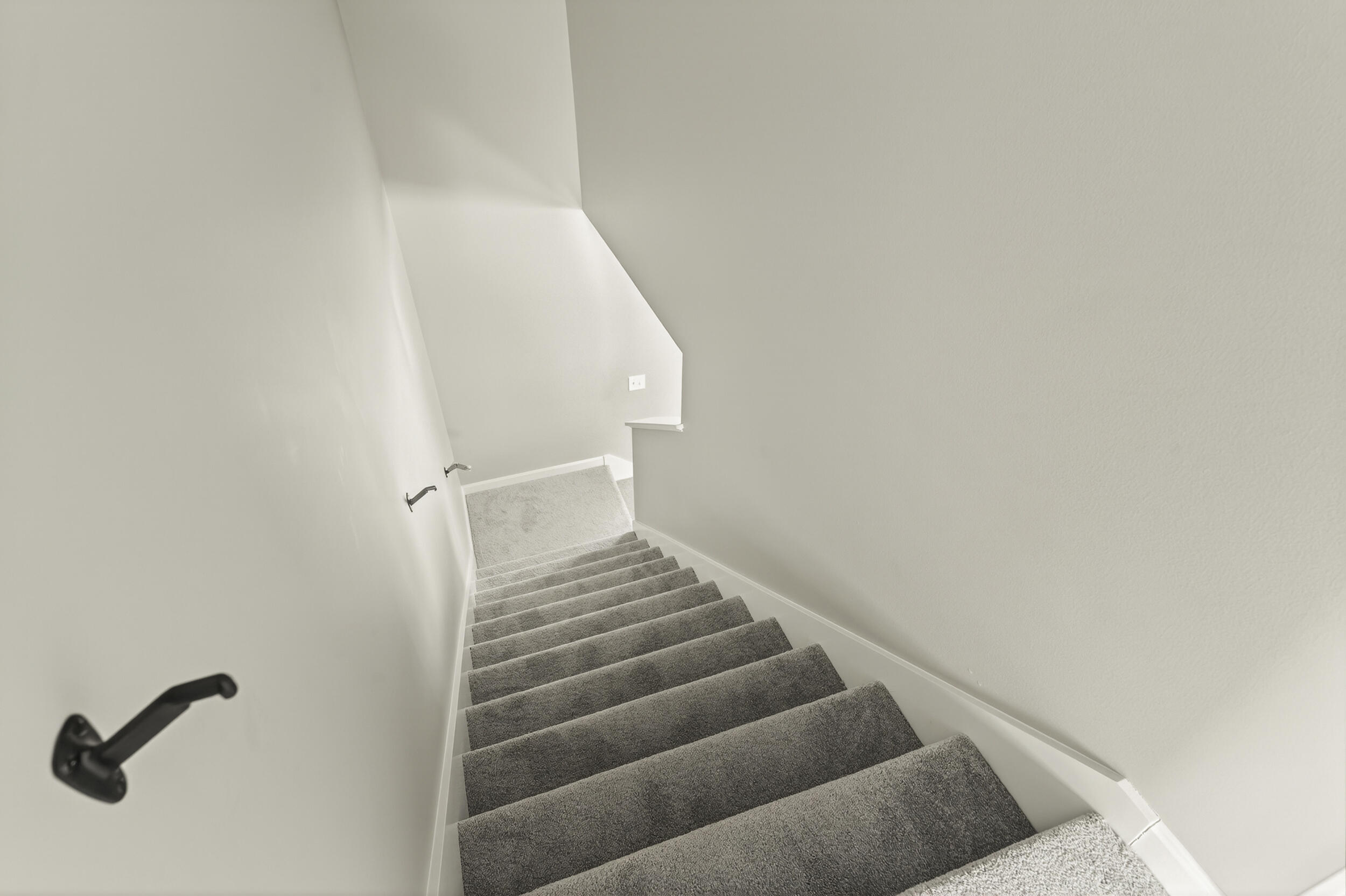 5 Blaine Road, Unit 113 Saco, ME 04072 - Photo 22 of 39 Similar To Built - MODEL HOME