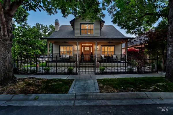 $875,000 | 2395 East Gloucester Place, Boise, ID 83706