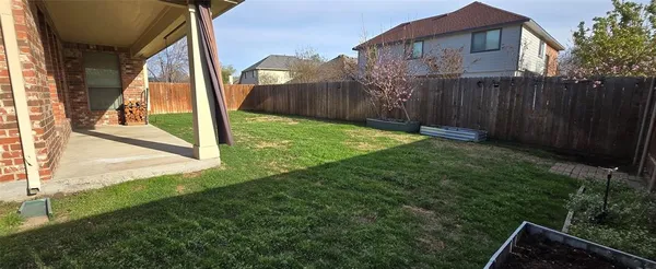 $2,300 | 2121 Kingsdale Court, McKinney, TX 75071