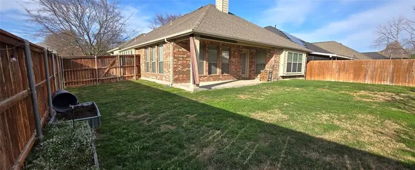 $2,300 | 2121 Kingsdale Court, McKinney, TX 75071