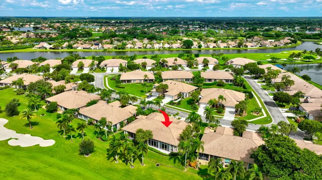 $350,000 | 6886 Swansea Lane, Boynton Beach, FL 33472