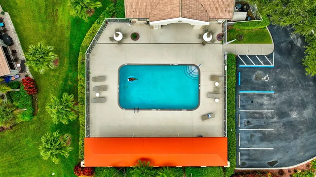 $350,000 | 6886 Swansea Lane, Boynton Beach, FL 33472