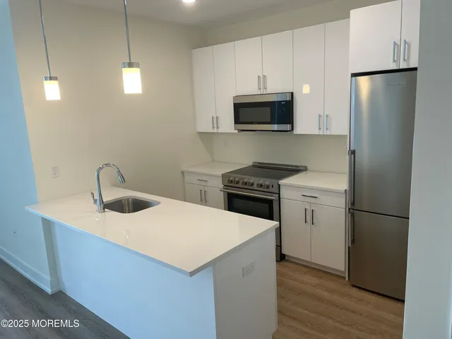 $3,100 | 521 Lake Avenue, Unit 408, Asbury Park, NJ 07712