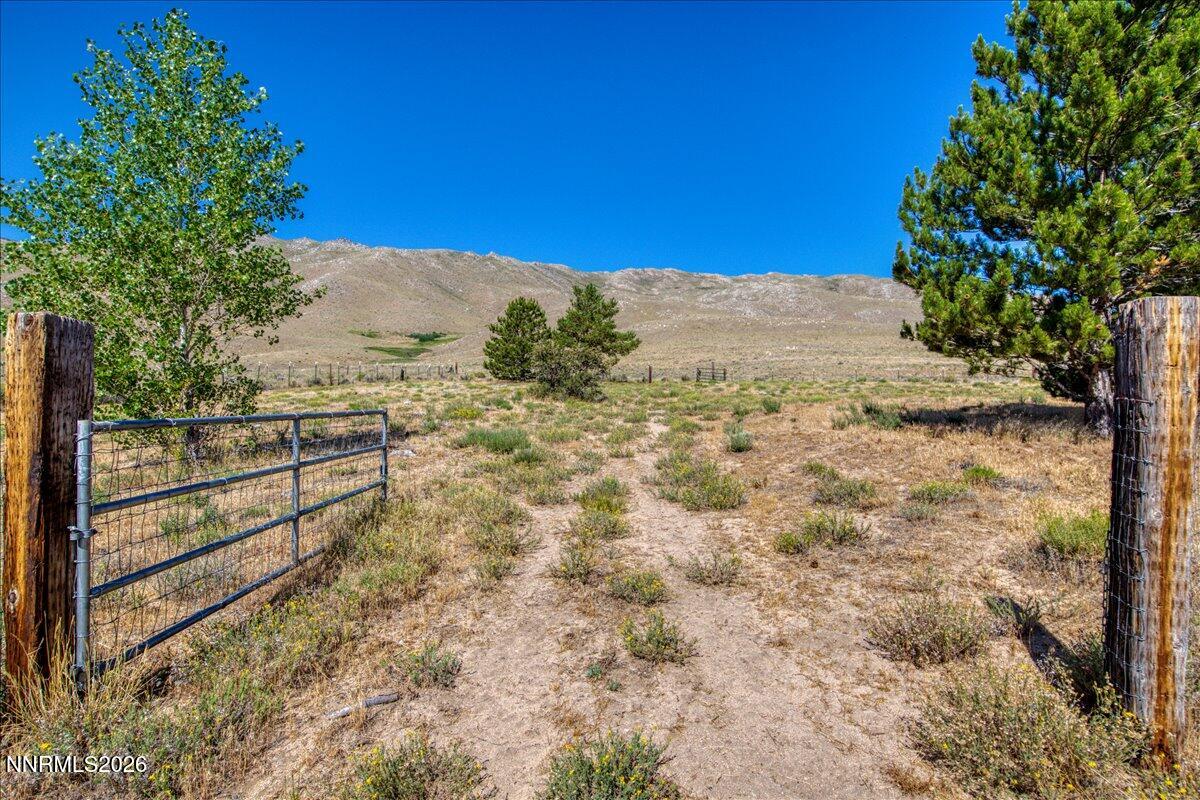 905 Thoroughbred Circle Reno, NV 89508 - Photo 58 of 71 Fenced & Cross Fenced