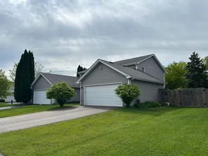 $300,000 | 3087 Kelly Court, Aurora, IL 60504