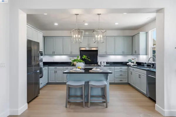 $1,849,888 | 4978 Houlton Court, Dublin, CA 94568