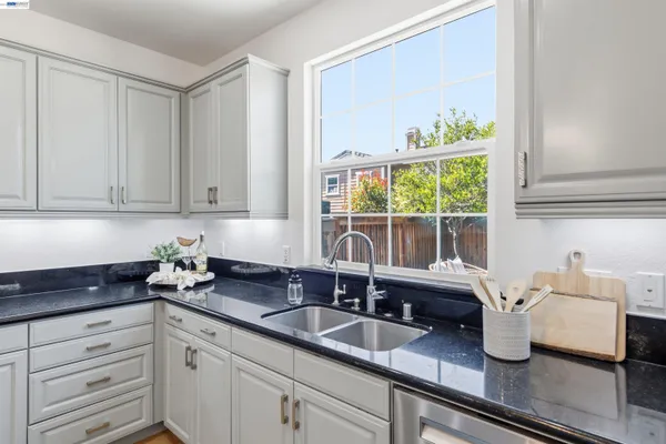 $1,849,888 | 4978 Houlton Court, Dublin, CA 94568