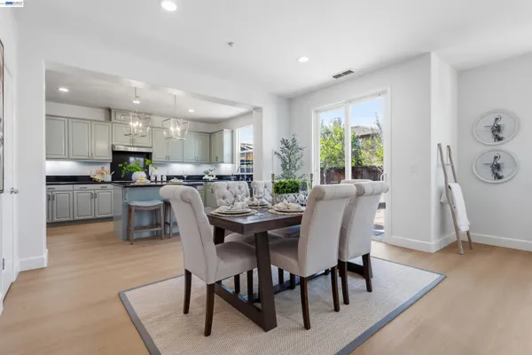$1,849,888 | 4978 Houlton Court, Dublin, CA 94568