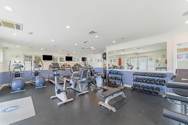 $639,900 | 10 Seaport Drive, Unit 2311, Quincy, MA 02171