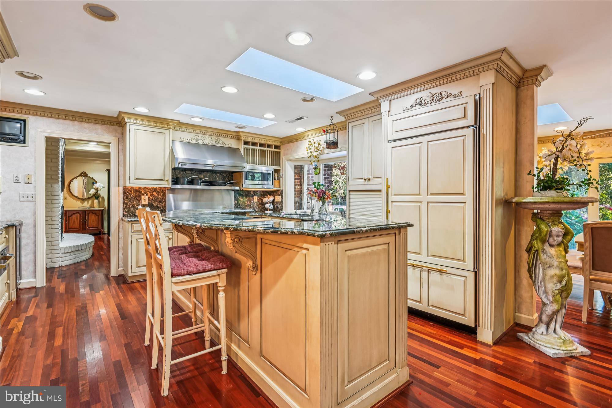 738 Intrepid Way Davidsonville, MD 21035 - Photo 27 of 71 a kitchen with stainless steel appliances granite countertop a refrigerator and a stove top oven