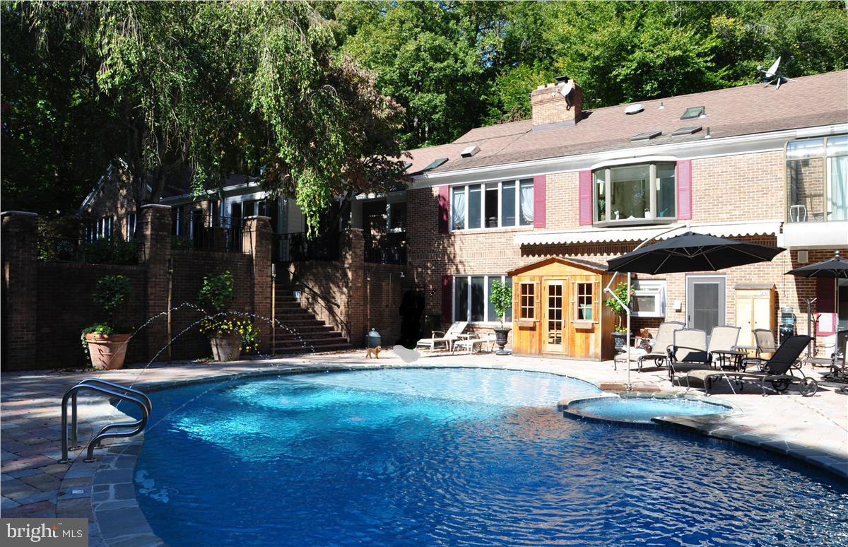 738 Intrepid Way Davidsonville, MD 21035 - Photo 41 of 71 a view of a building with a yard