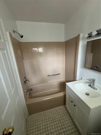 $1,250 | 4927 State Rte 55, Swan Lake, NY 12783