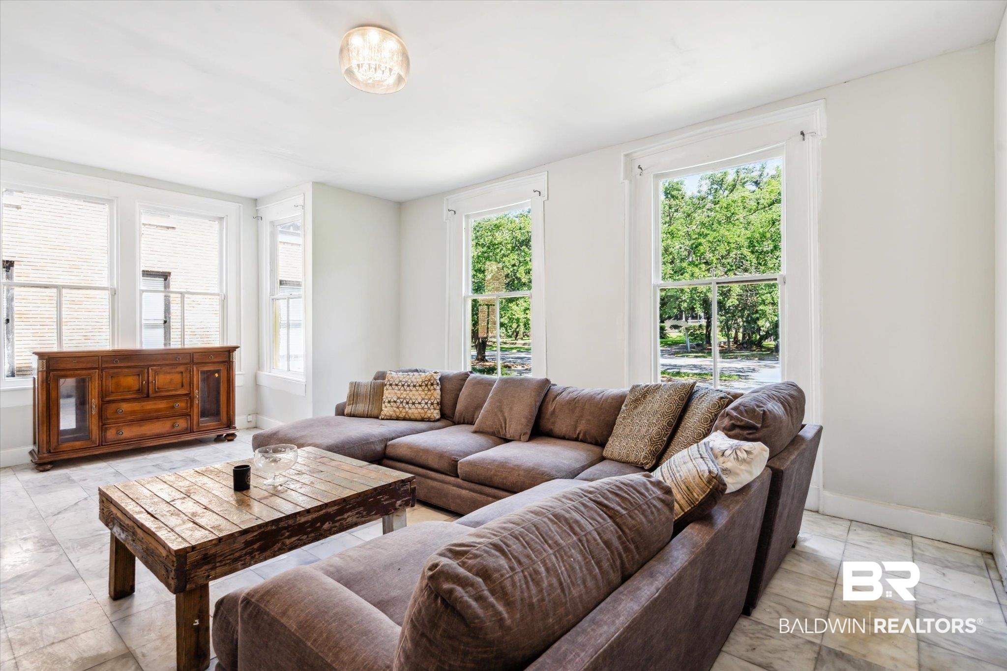 1008 Government Street Mobile, AL 36604 - Photo 5 of 21