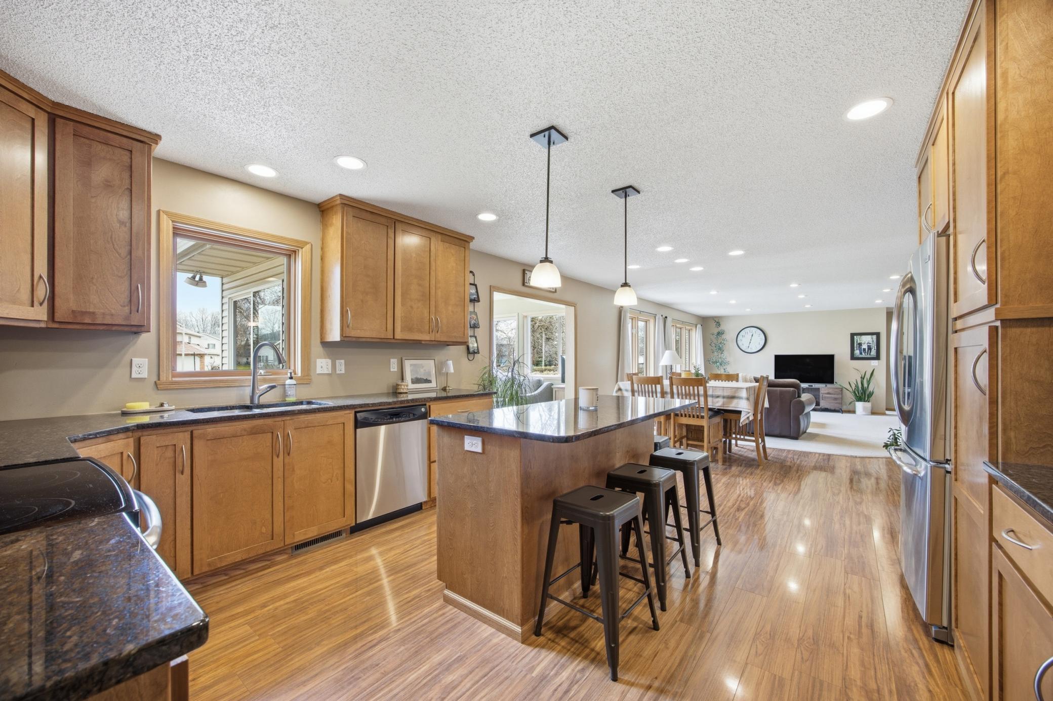 4054 South Rivershore Drive Moorhead, MN 56560 - Photo 11 of 47