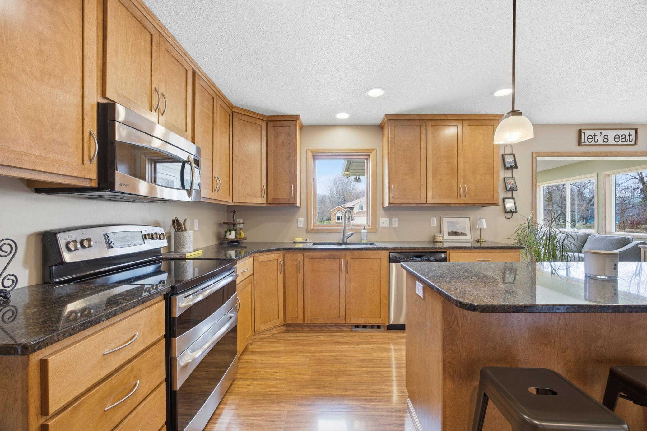 4054 South Rivershore Drive Moorhead, MN 56560 - Photo 12 of 47
