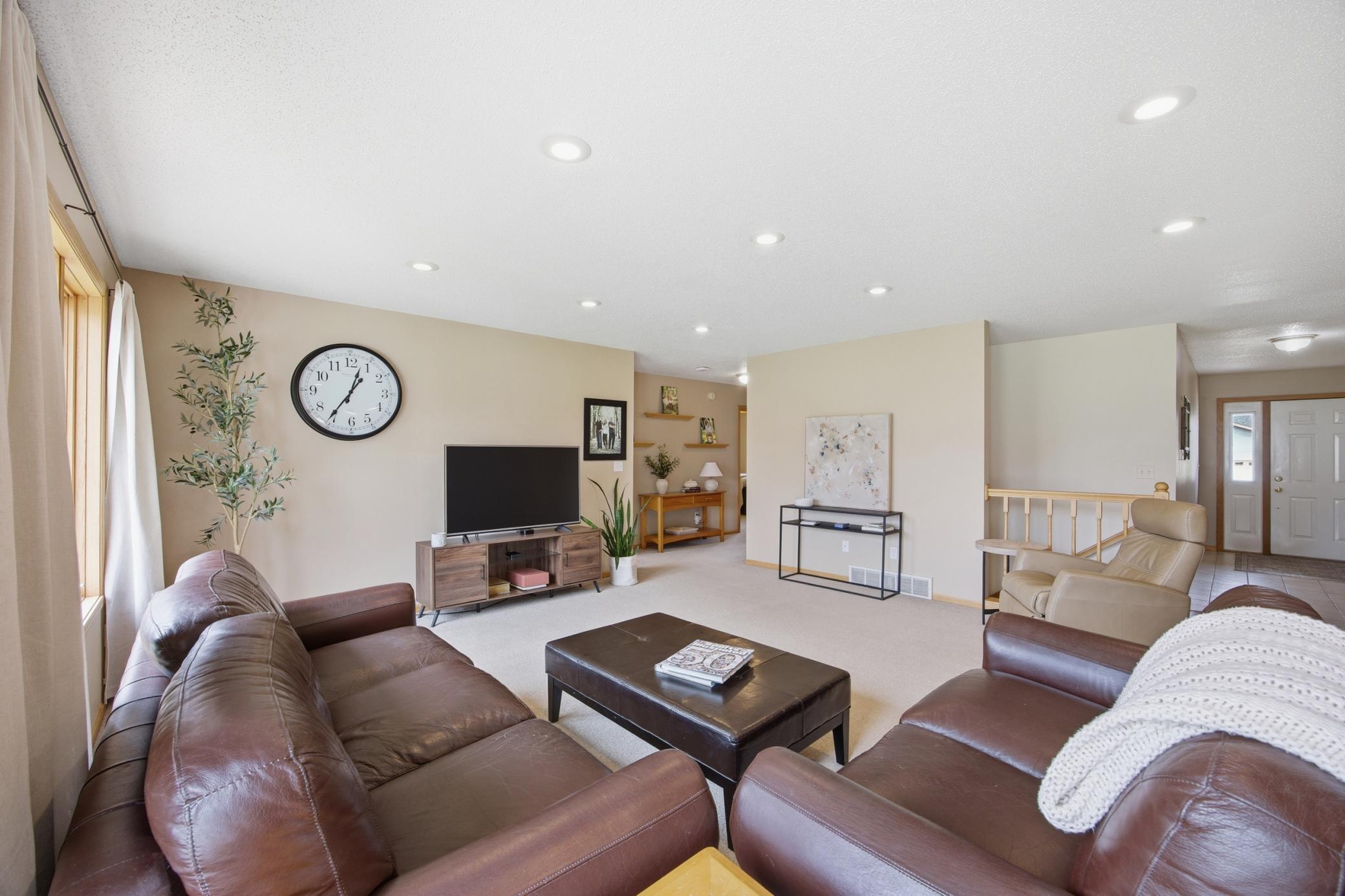 4054 South Rivershore Drive Moorhead, MN 56560 - Photo 5 of 47