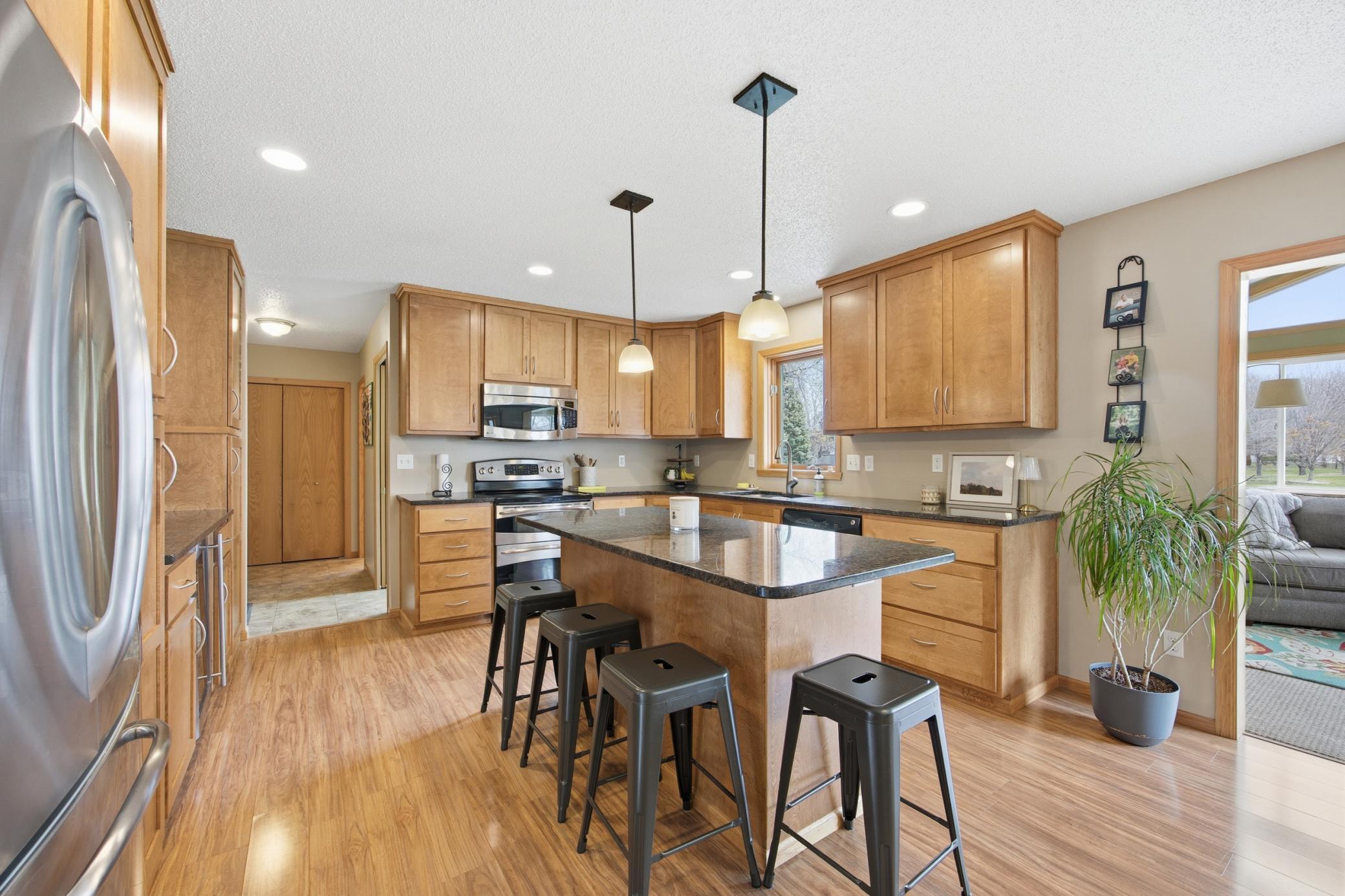 4054 South Rivershore Drive Moorhead, MN 56560 - Photo 10 of 47