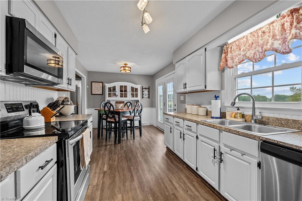 2904 Spencers Grove Road Browns Summit, NC 27214 - Photo 12 of 40