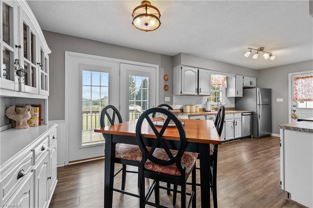 2904 Spencers Grove Road Browns Summit, NC 27214 - Photo 8 of 40