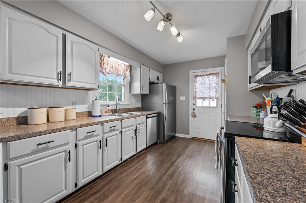 2904 Spencers Grove Road Browns Summit, NC 27214 - Photo 9 of 40