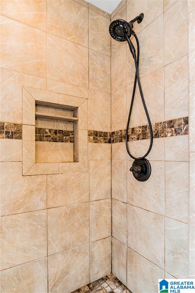1045 Maple Lane McCalla, AL 35111 - Photo 18 of 32 Gallery Image 18