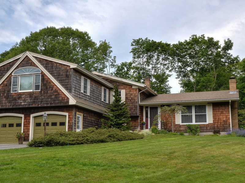 8 Wabun Road Cape Elizabeth, ME 04107 - Photo 2 of 30 Exterior Front.