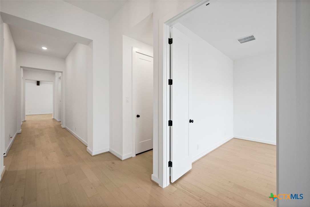 12213 Moon Pool Schertz, TX 78154 - Photo 17 of 25 a view of an empty room